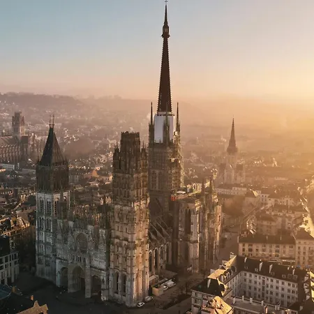 דירה Jehanne L'elegance Medievale