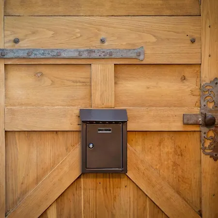 Jehanne L'elegance Medievale דירה *