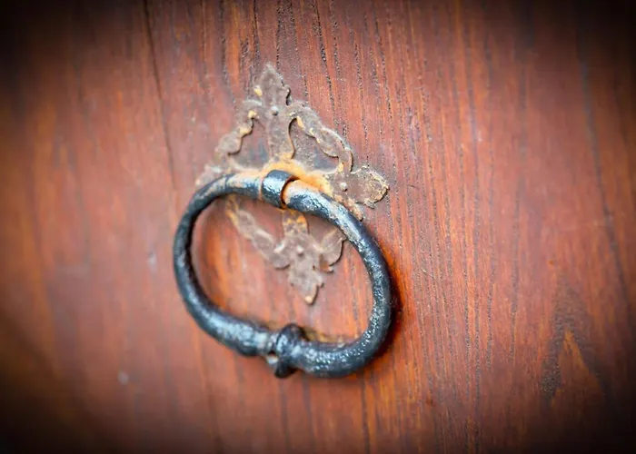 Jehanne L'elegance Medievale *