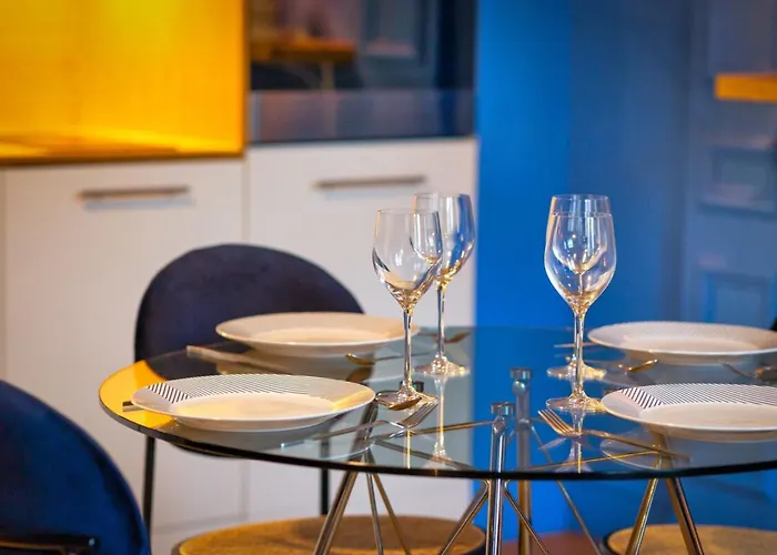 Jehanne L'elegance Medievale