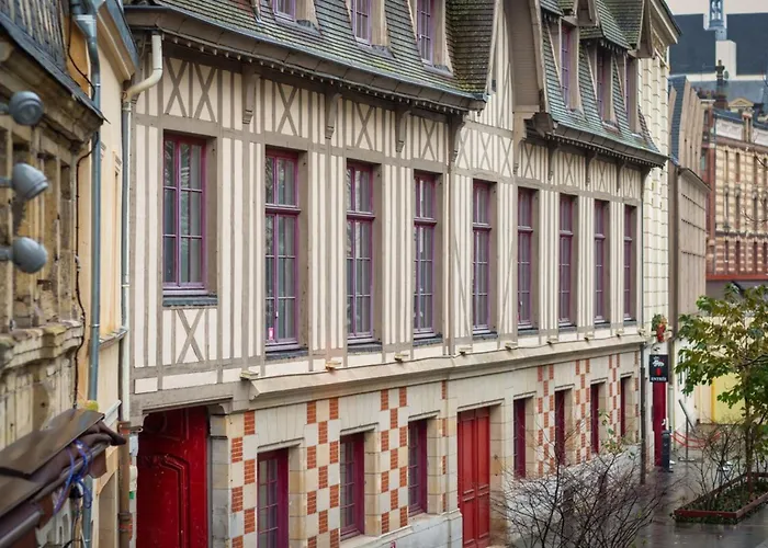 Jehanne L'elegance Medievale Διαμέρισμα